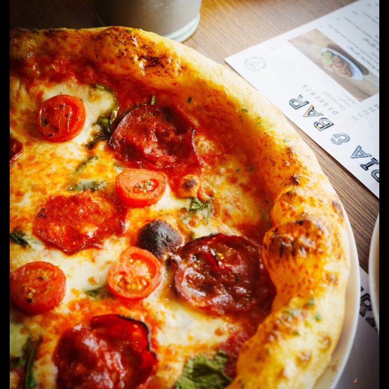 Stone-baked pizza and cocktails at Fizz n Flour, Canton, Cardiff